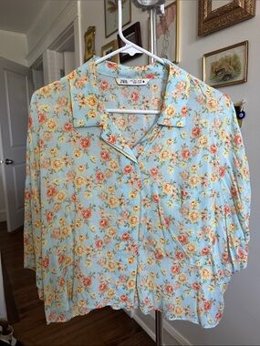Coord Zara Floral Print Set Jean Shorts & Button Up
